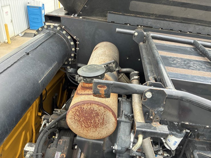 2009-new-holland-cr9060-image-79