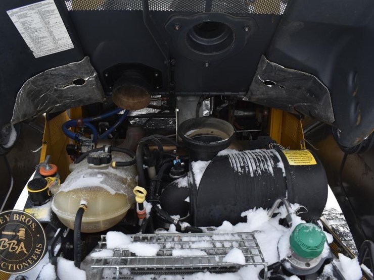 2020-deere-333g-image-43