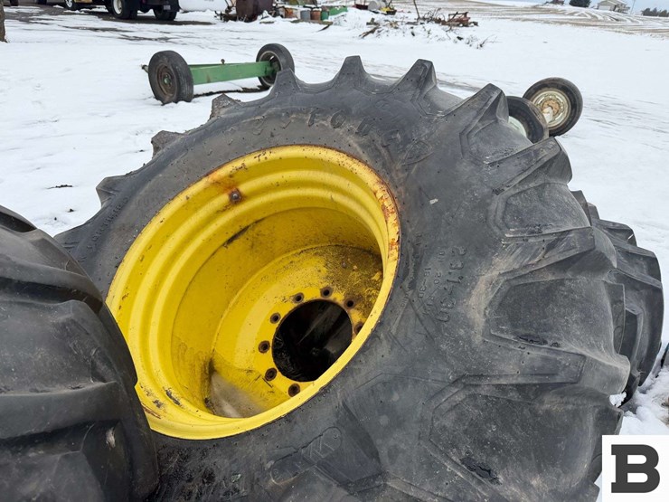 firestone-23.1-30-tires-&-rims---reardan,-wa-image-9