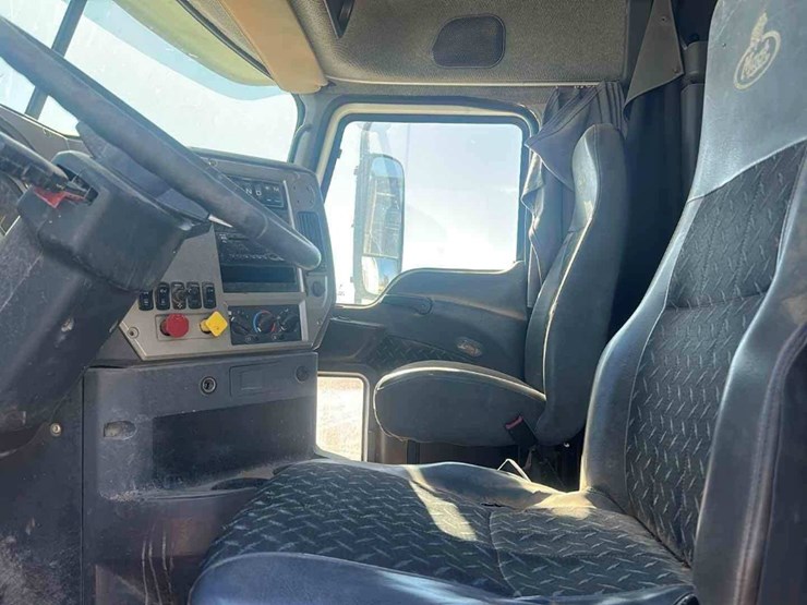 2018-mack-cxu-(pinnacle)-image-8