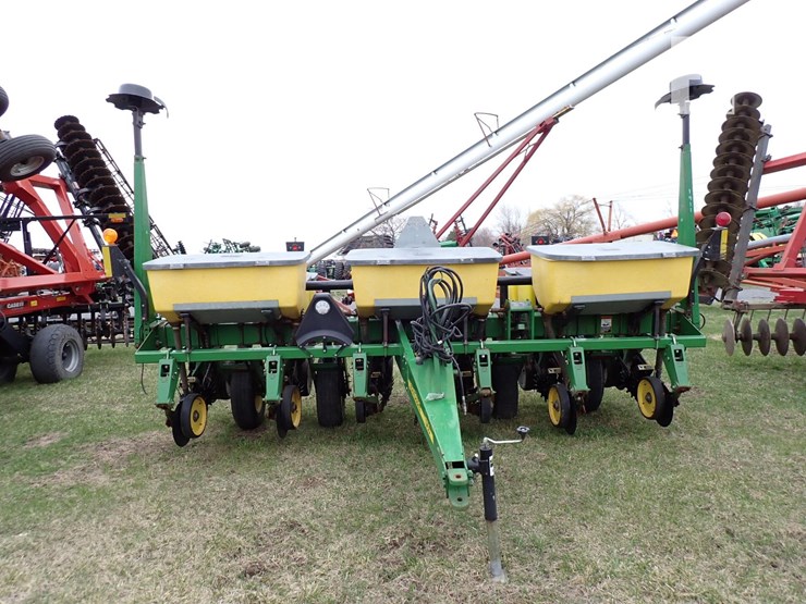 john-deere-1750-image-3