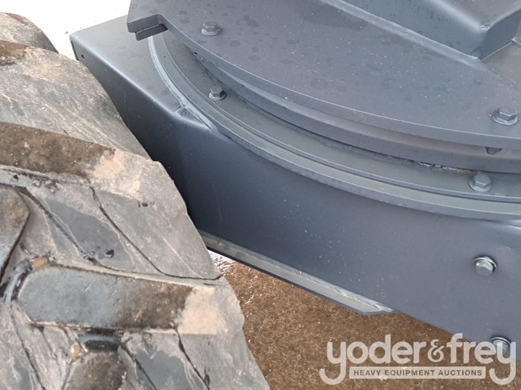 benford-6-ton-swivel-skip-dumper,-roll-bar-image-14