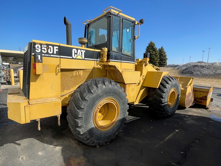 caterpillar-950f-image-5