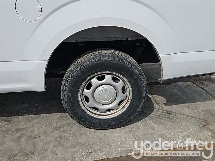 2016-ford-f150-image-13