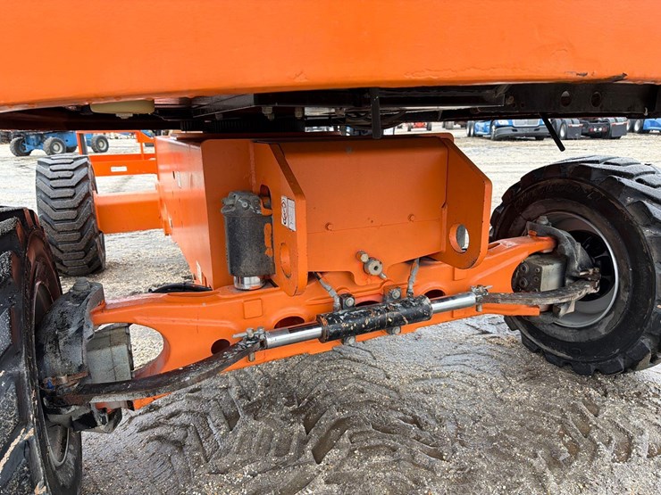 jlg-400s-image-9