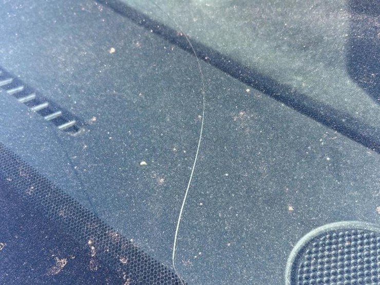 2016-chrysler-town-&-country-image-42