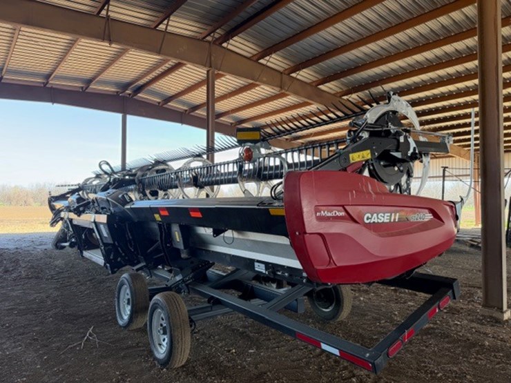 2023-mac-don-fd240-image-1