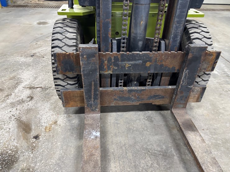 #2306-•-clark-c500-forklift-image-48