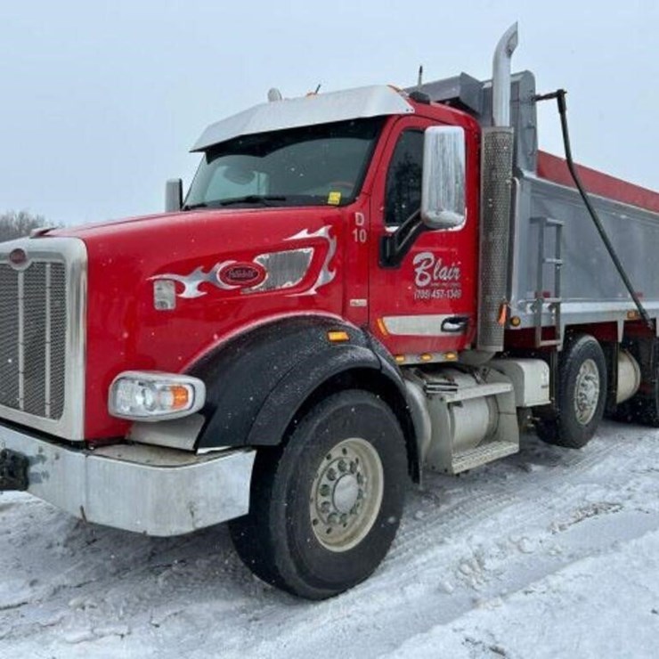 2016 PETERBILT 567