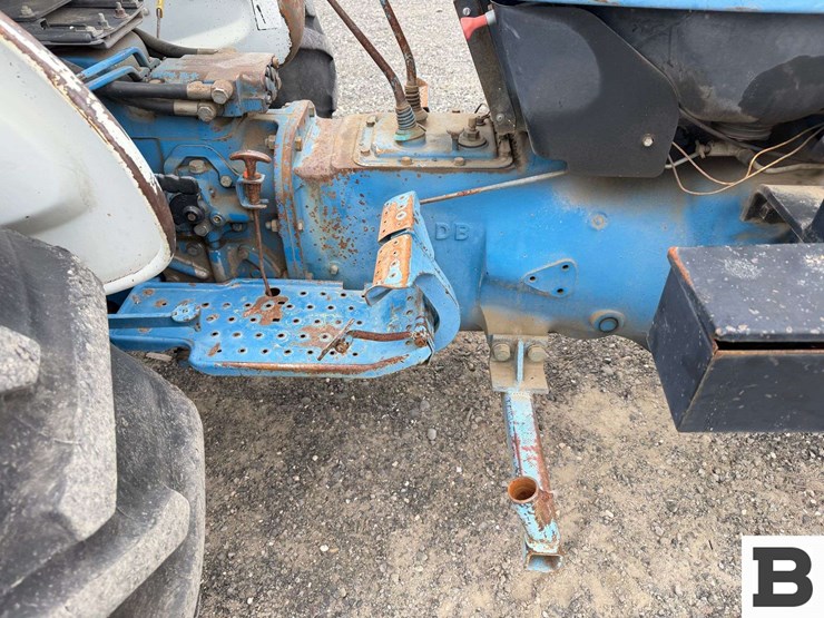 1994-ford-5030-image-30