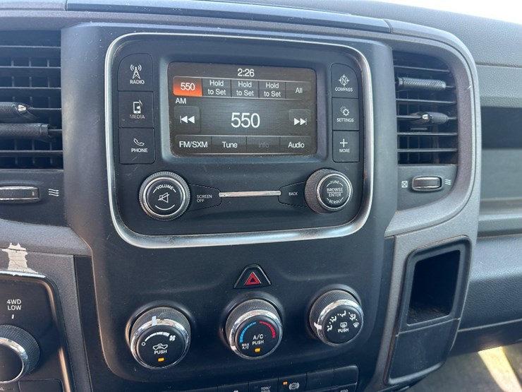 2018-dodge-ram-5500-image-11