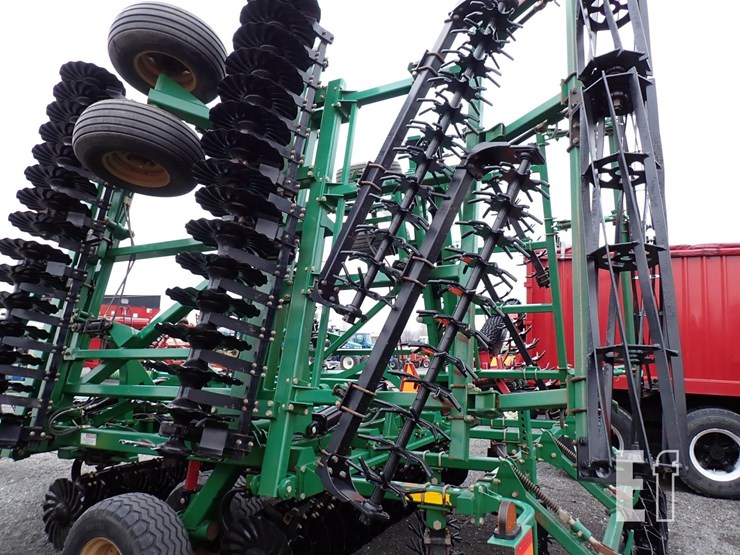 2015-great-plains-3000tm-image-16