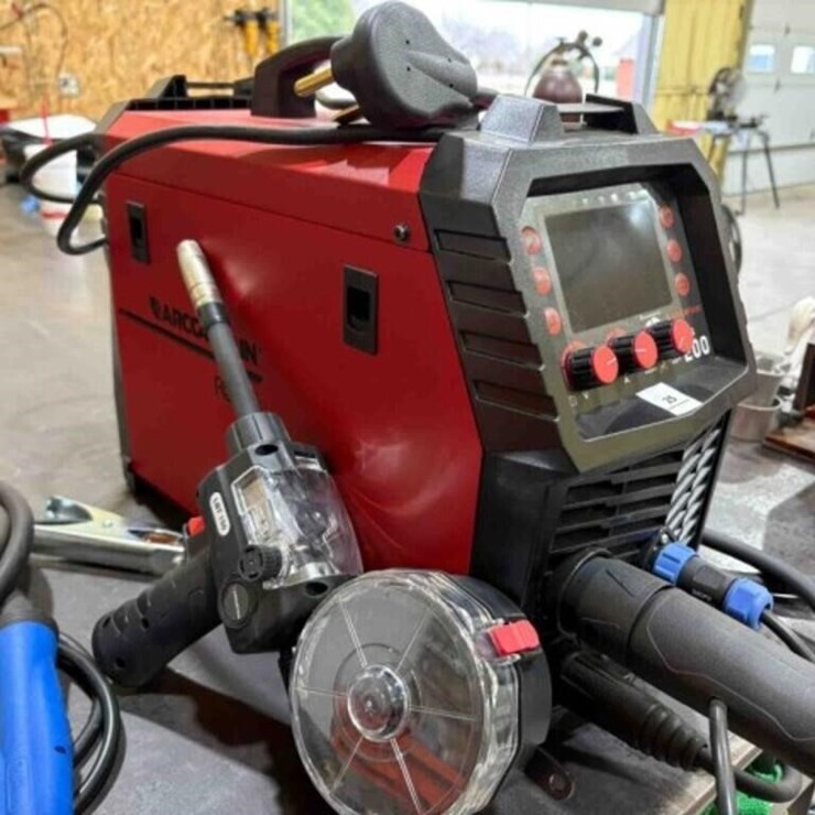 ARCCAPTAIN MIG 200 WELDER W/SPOOL GUN