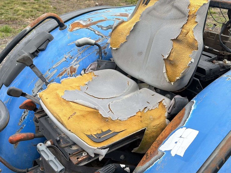 2002-new-holland-tn75v-image-47