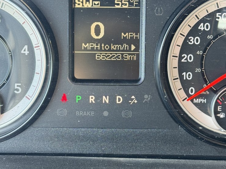 2018-dodge-2500-image-8