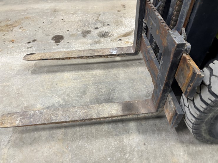 #2306-•-clark-c500-forklift-image-46