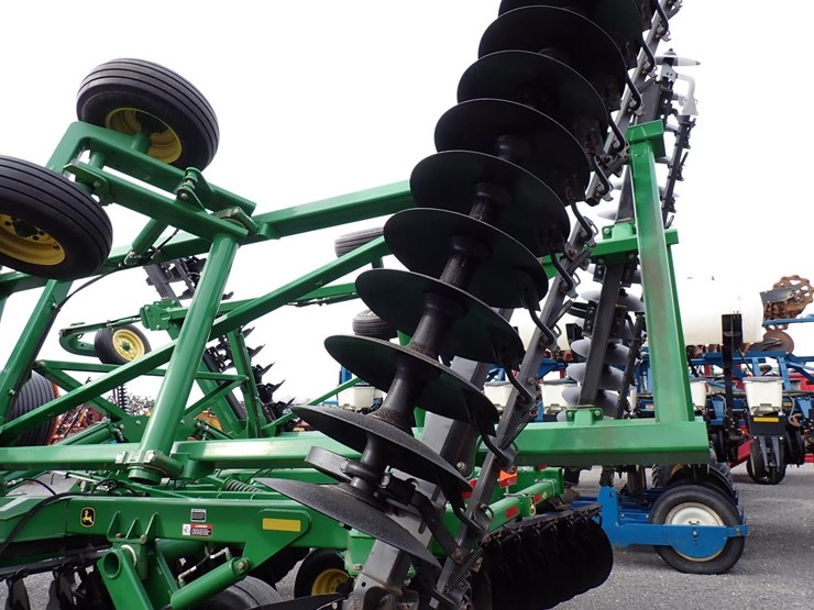 john-deere-2623-image-15