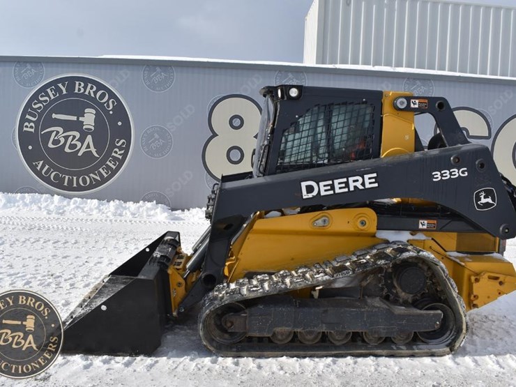 2020-deere-333g-image-2