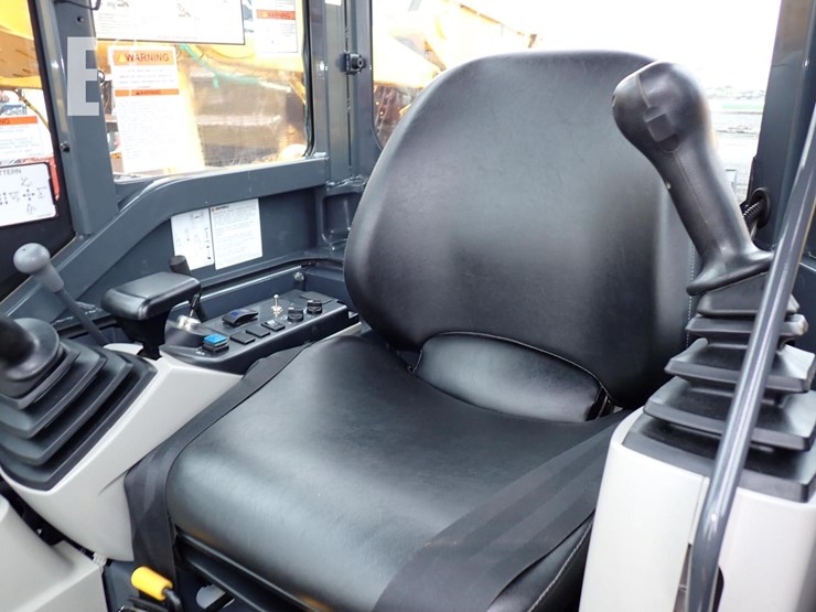 kobelco-sk35sr-image-12