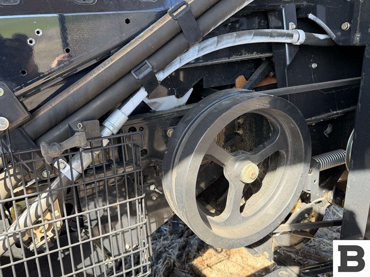 2025-case-ih-8260-image-28