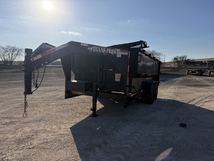 2022-texas-pride-image-2