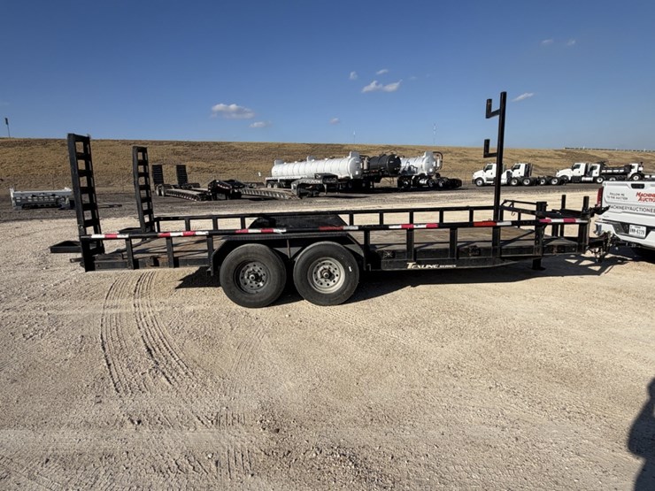 2023-texline-bobcat-hauler-image-3
