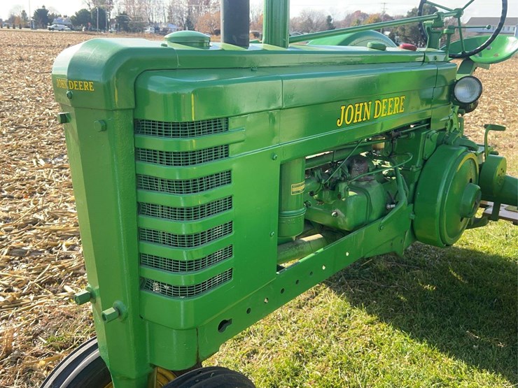 john-deere-model-b-image-15