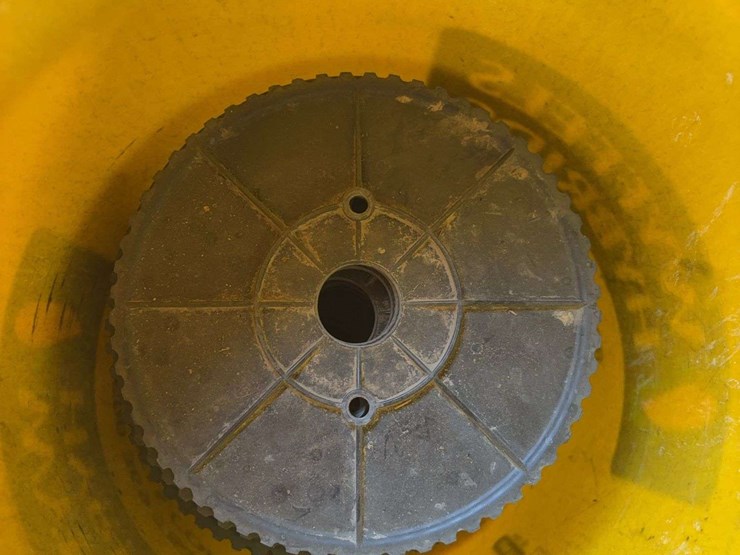 2009-kinze-3600-image-27