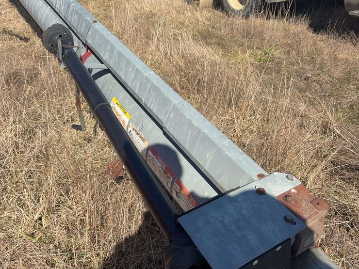 hutchinson-10x61-image-4