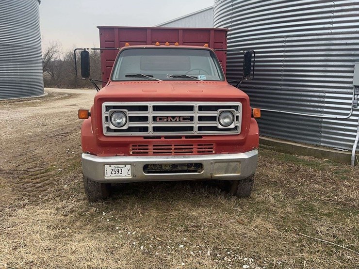 1989-gmc-7000-image-8