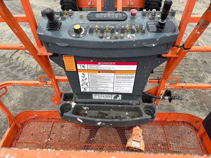 jlg-450aj-image-18