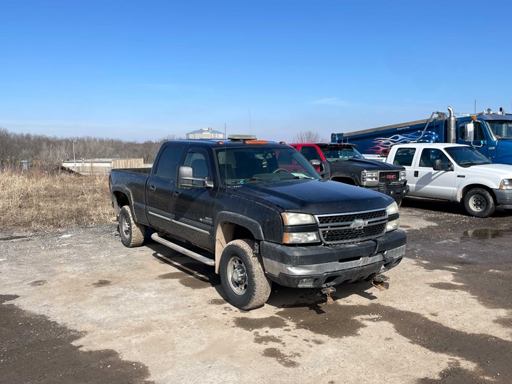 2007-chevrolet-2500hd-image-3