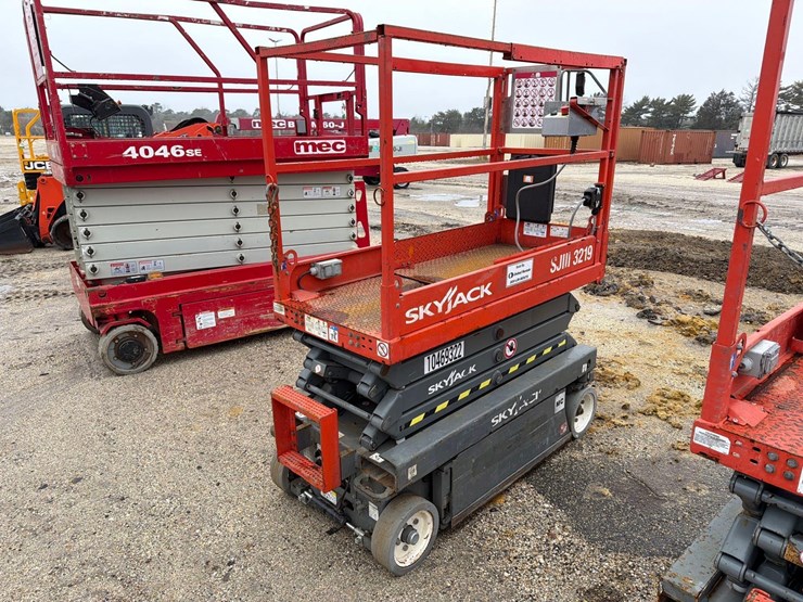 2016-skyjack-sjiii3219-image-3