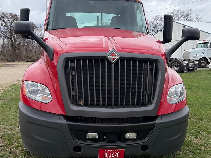 2018-international-lt-image-3