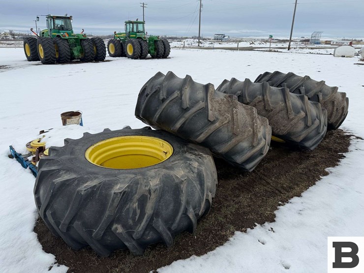 firestone-23.1-30-tires-&-rims---reardan,-wa-image-1