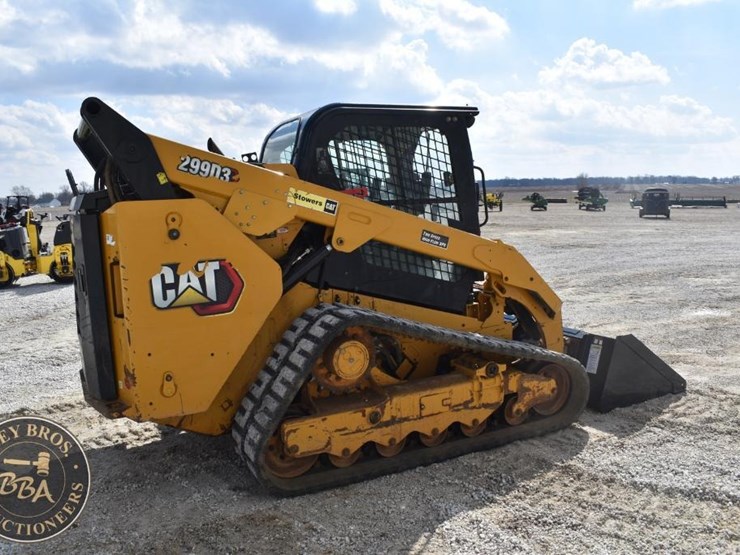2020-caterpillar-299d3-image-17