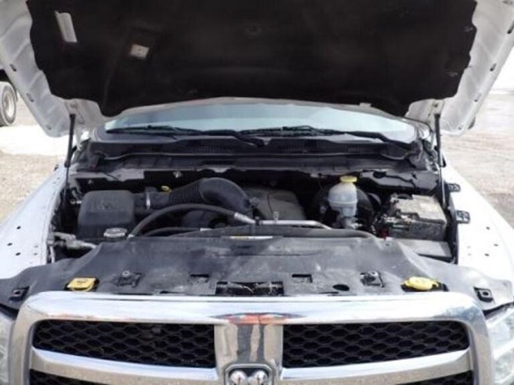 2013-dodge-ram-1500-image-40