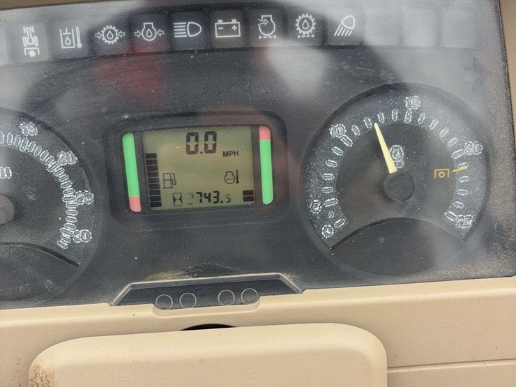 2004-john-deere-6420-image-24