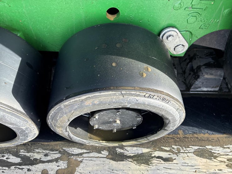 2015-john-deere-9470rt-image-35