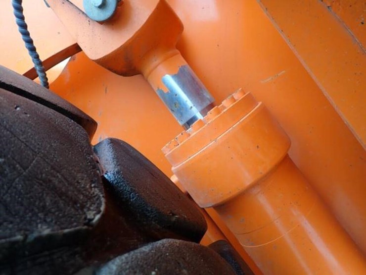 2013-doosan-dl550-3-image-82