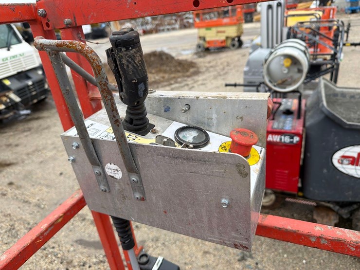 2017-skyjack-sjiii3219-image-5