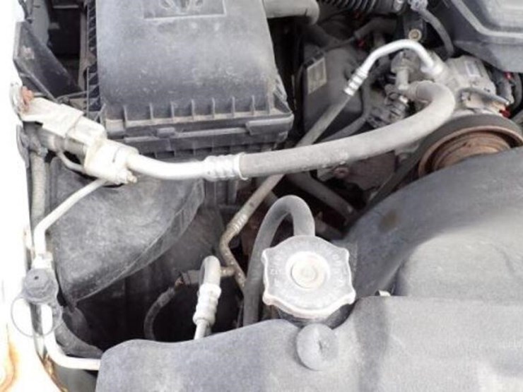 2018-dodge-ram-1500-image-34