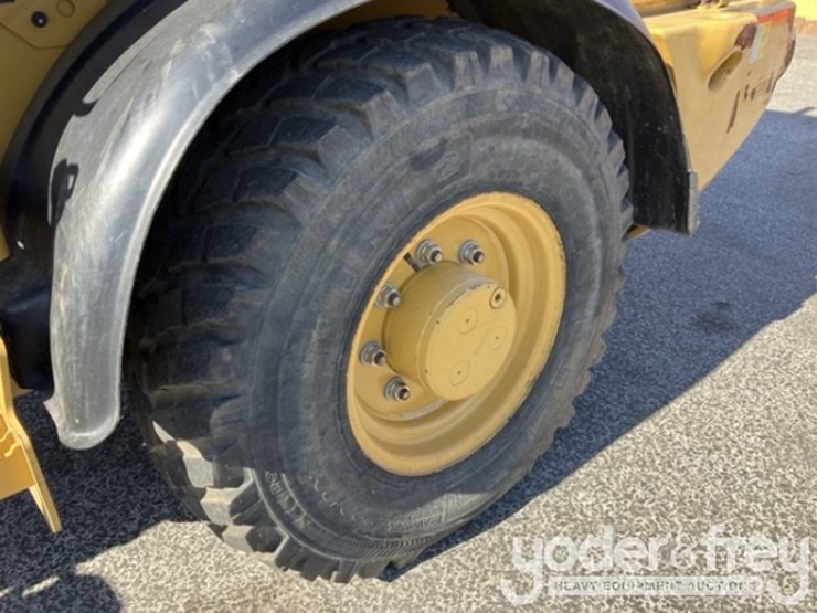 2014-caterpillar-907h2-image-11