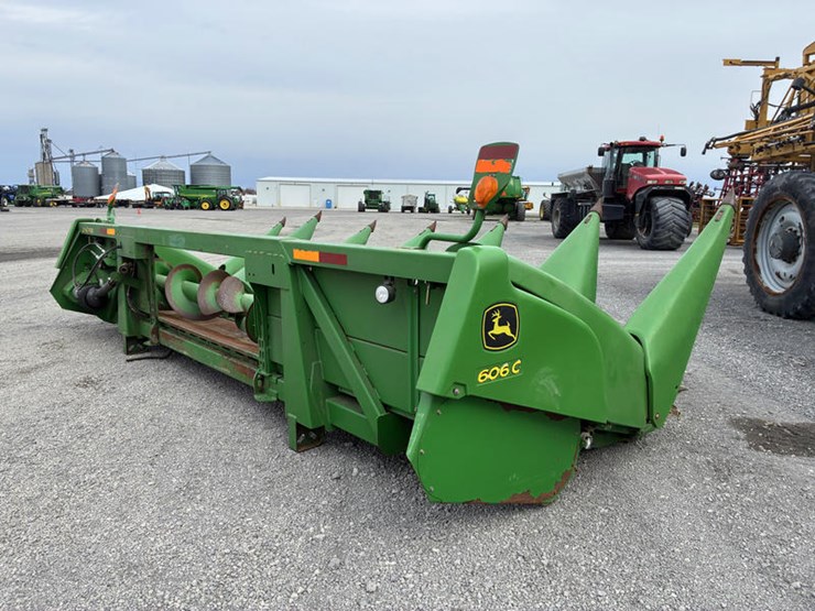 2009-john-deere-606c-image-13