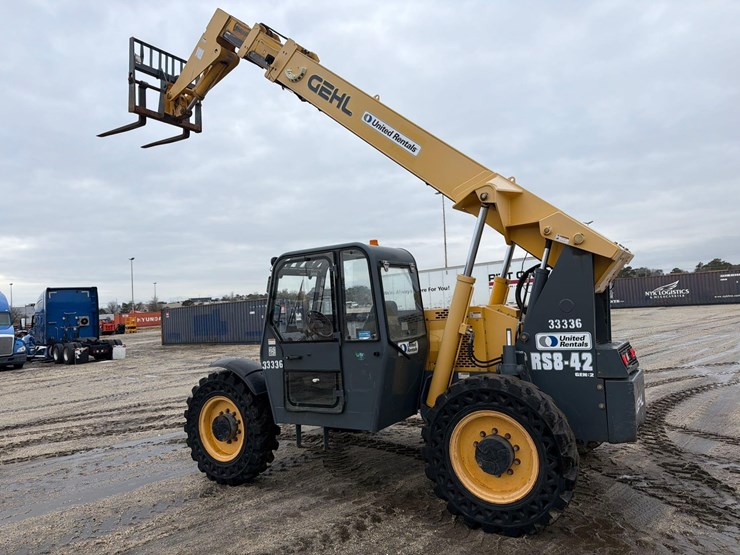 2016-gehl-rs8-42-image-7