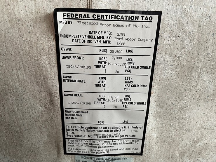 #2026-•-1999-ford-fleetwood-bounder-32h-rv-(has-wi-title)-image-33