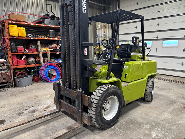 #2306-•-clark-c500-forklift-image-1