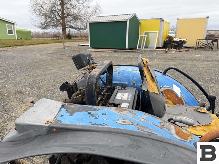 2002-new-holland-tn75v-image-35