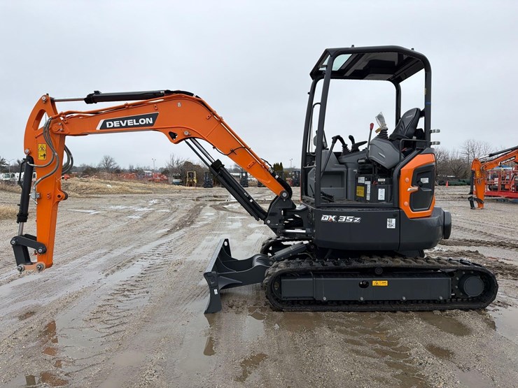 develon-dx35z-7-image-1