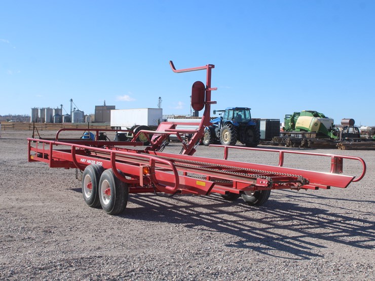 proag-hay-hiker-900-image-3